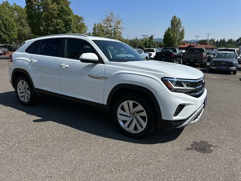 Used 2020 Volkswagen Atlas Cross Sport SE w/ Panoramic Sunroof Package AWD/4WD image 8