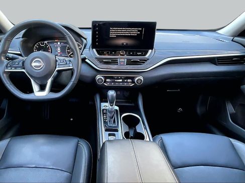Certified 2024 Nissan Altima 2.5 SL FWD image 16