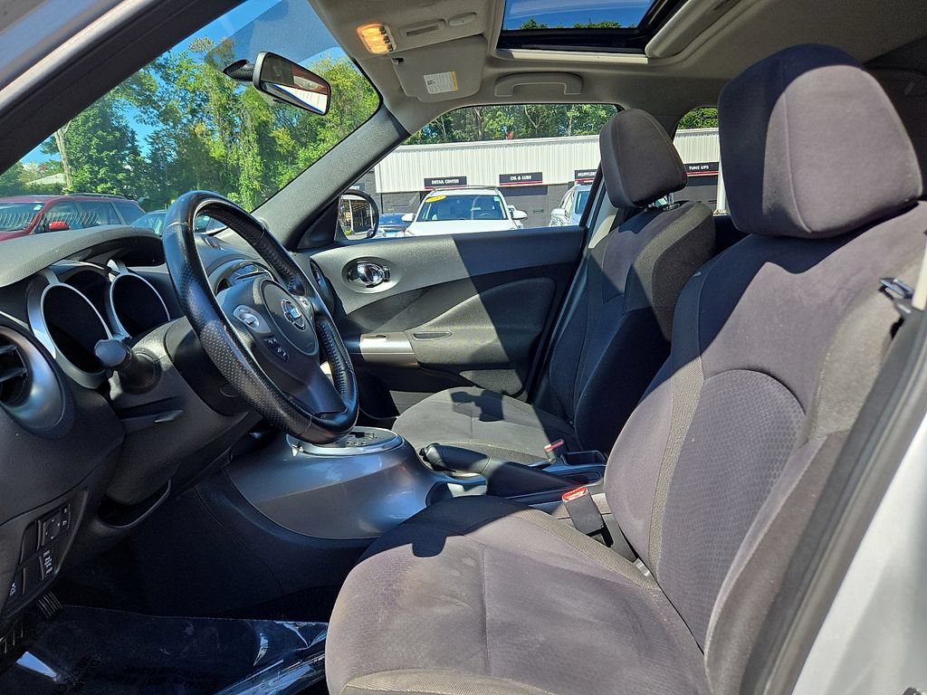 Used 2013 Nissan Juke SV AWD/4WD image 16