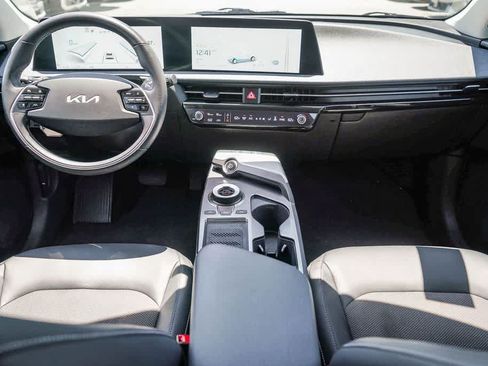 Certified 2023 Kia EV6 Light RWD image 11