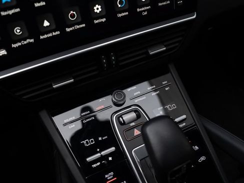 Certified 2023 Porsche Cayenne S AWD/4WD image 26