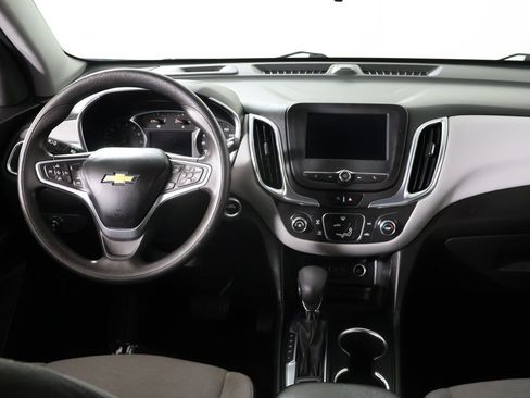 Used 2022 Chevrolet Equinox LS w/ LS Convenience Package image 27