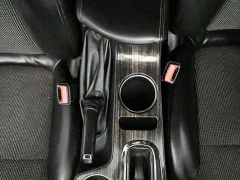 Used 2016 Chevrolet Malibu LT w/ Power Convenience Package image 31