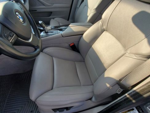 Used 2011 BMW 535i xDrive Sedan image 10