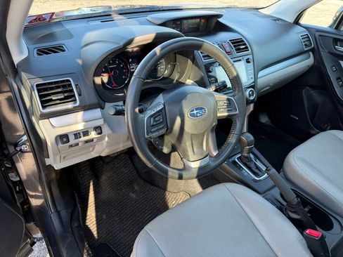 Used 2016 Subaru Forester 2.5i Touring w/ Eyesight & Navigation System image 17