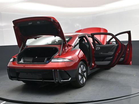 New 2025 Hyundai Ioniq 6 SE image 19