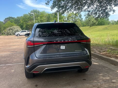 Used 2025 Lexus RX 350 FWD w/ Technology Package image 3