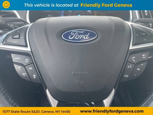 Used 2020 Ford Edge Titanium w/ Equipment Group 301A AWD/4WD image 19