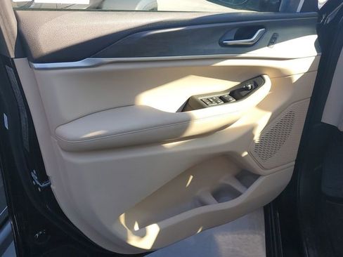 New 2025 Jeep Grand Cherokee L Limited w/ Black Appearance Package image 20