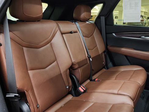 Used 2022 Cadillac XT5 Premium Luxury w/ Technology Package image 20