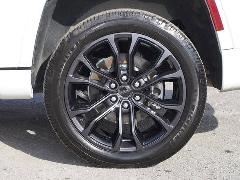 Used 2022 Jeep Grand Wagoneer Series II image 46