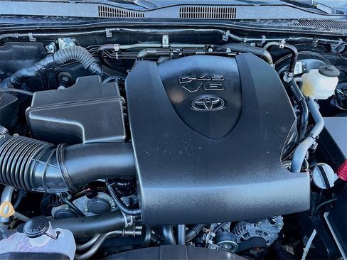 Used 2023 Toyota Tacoma TRD Sport image 27