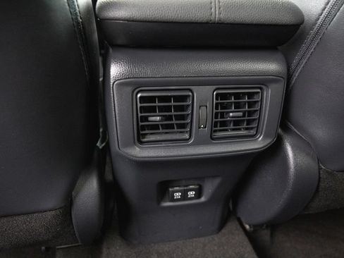 Certified 2020 Toyota RAV4 XSE w/ XSE Grade Weather Package AWD/4WD image 30