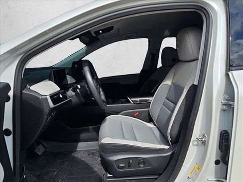 Used 2024 Honda Prologue EX image 15