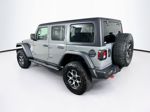 Used 2022 Jeep Wrangler Unlimited Rubicon w/ Cold Weather Group AWD/4WD image 5