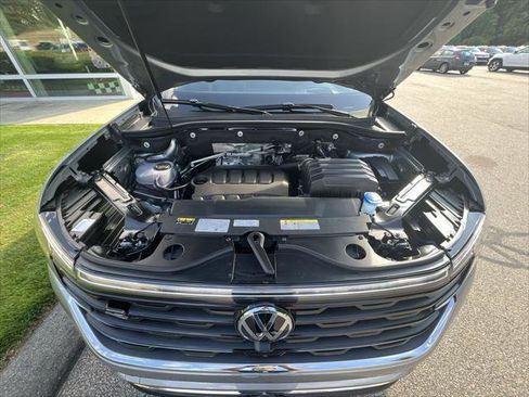 New 2026 Volkswagen Atlas Cross Sport SEL Premium R-Line AWD/4WD image 25