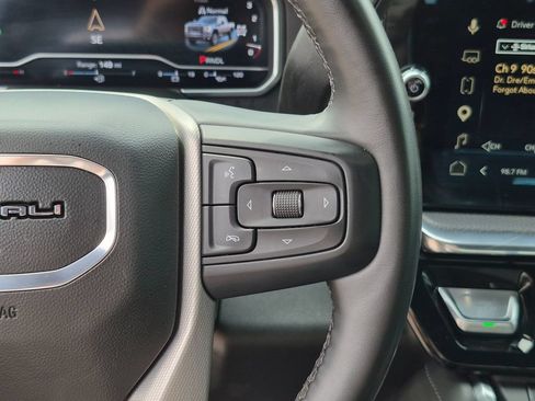 Used 2024 GMC Sierra 2500 Denali w/ Technology Package AWD/4WD image 21