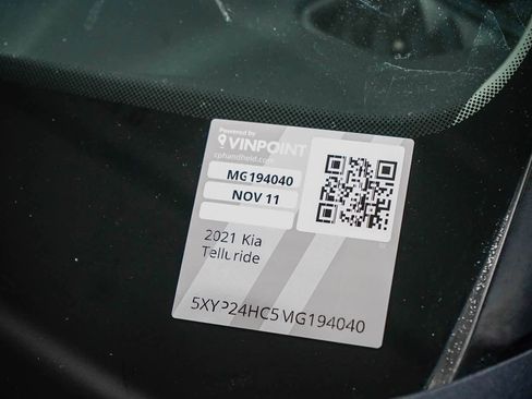 Used 2021 Kia Telluride LX image 29