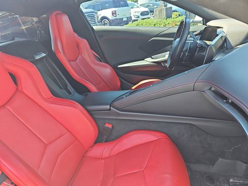 Used 2023 Chevrolet Corvette Stingray Coupe w/ Z51 Performance Package RWD image 10