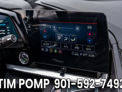 Used 2023 Chevrolet Corvette Stingray Coupe w/ Z51 Performance Package image 24