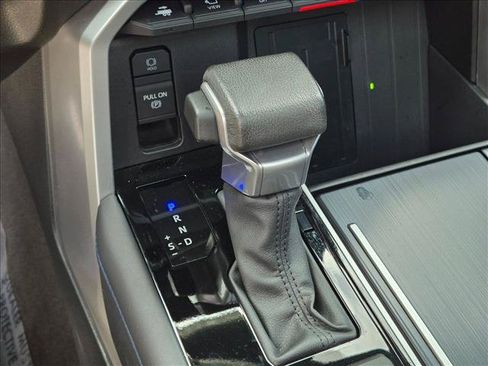 Used 2023 Toyota Tundra Platinum AWD/4WD image 11