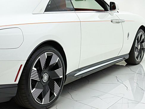 Used 2026 Rolls-Royce Spectre AWD/4WD image 13