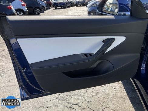 Used 2019 Tesla Model 3 Long Range image 22