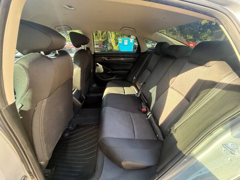 Used 2021 Honda Accord LX image 18