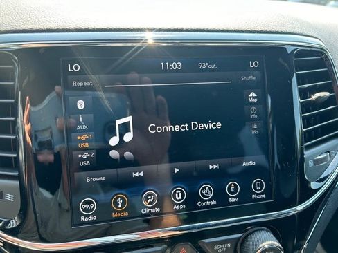 Used 2019 Jeep Grand Cherokee Limited AWD/4WD image 16