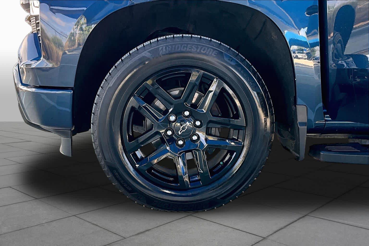 Used 2022 Chevrolet Silverado 1500 RST RWD image 10
