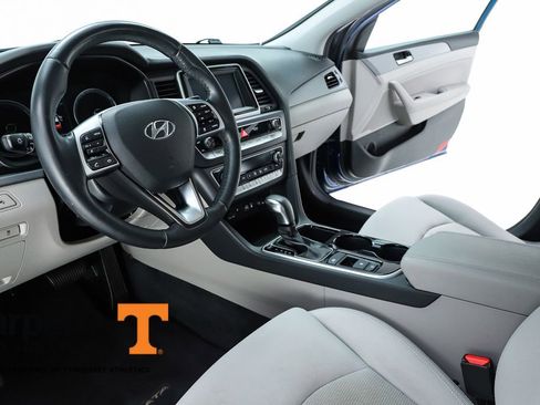 Used 2019 Hyundai Sonata SEL w/ Tech Package 02 FWD image 19