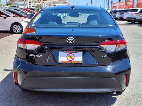 Used 2024 Toyota Corolla LE FWD image 5