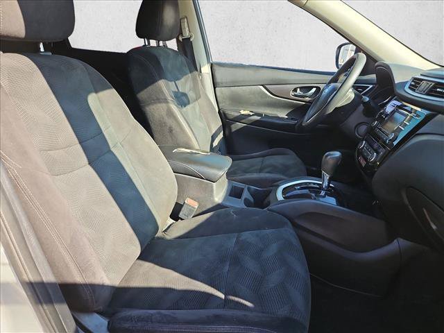 Used 2014 Nissan Rogue SV FWD image 20