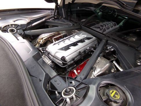 Used 2024 Chevrolet Corvette Stingray Premium Cpe w/ Z51 Performance Package RWD image 13