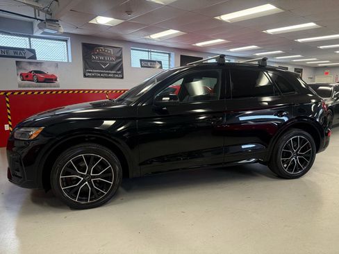 Used 2023 Audi SQ5 Premium Plus w/ Premium Plus Package AWD/4WD image 3