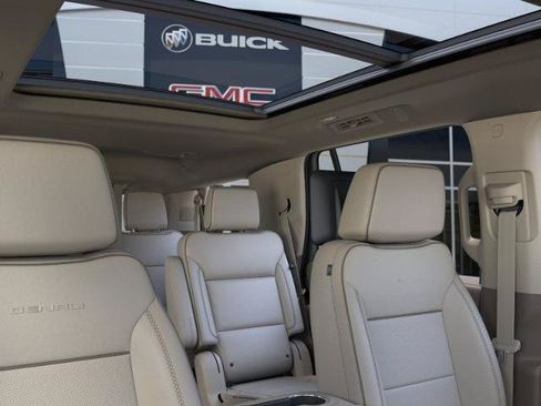 New 2026 GMC Yukon Denali w/ Advanced Technology Package AWD/4WD image 24