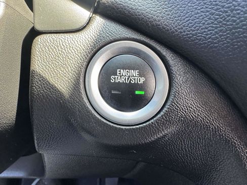Used 2024 Chevrolet Equinox LT AWD/4WD image 33