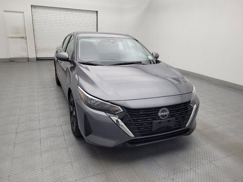 Used 2025 Nissan Sentra SV FWD image 14