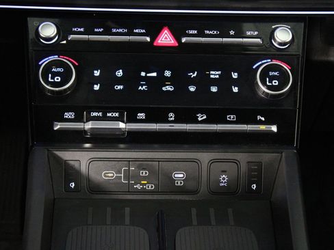 Certified 2025 Hyundai Santa Fe Calligraphy image 23