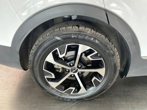 Certified 2024 Kia Sportage EX FWD image 9