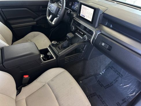 Used 2025 Toyota 4Runner SR5 AWD/4WD image 16