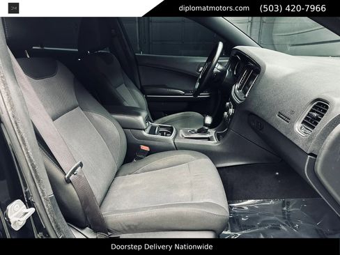 Used 2015 Dodge Charger SE w/ Popular Equipment Group RWD image 20