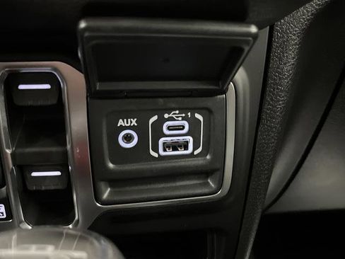 New 2026 Jeep Gladiator Sport image 23