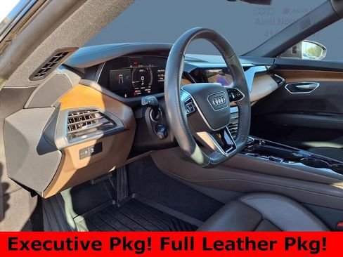 Used 2023 Audi e-tron GT Premium Plus image 10