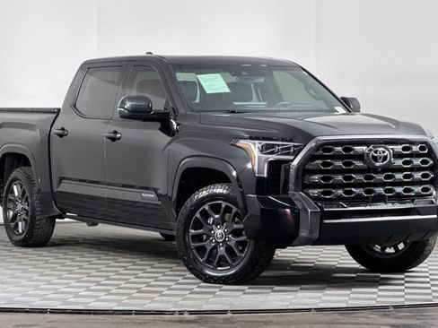 Used 2022 Toyota Tundra Platinum image 2