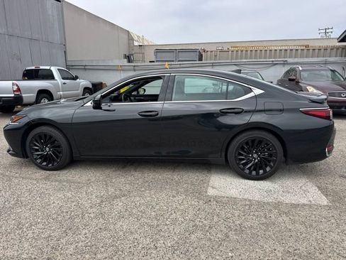 Used 2024 Lexus ES 300h w/ Accessory Package (Z1) FWD image 8