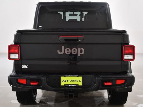 Used 2020 Jeep Gladiator Rubicon w/ Dual Top Group image 13