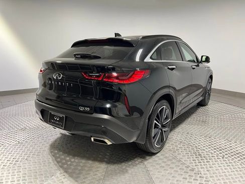 Certified 2025 INFINITI QX55 Essential image 4