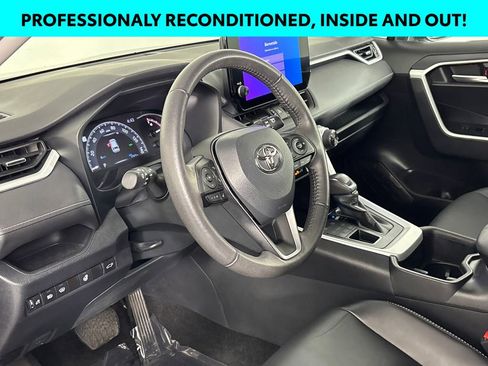 Certified 2023 Toyota RAV4 XLE Premium image 7