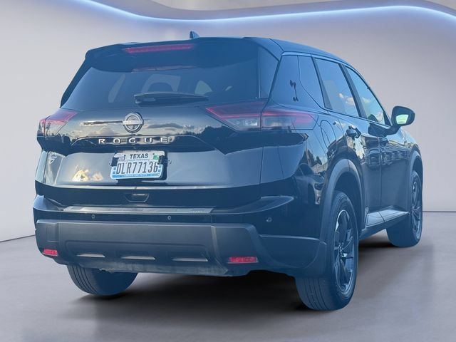 Used 2026 Nissan Rogue SV FWD image 5